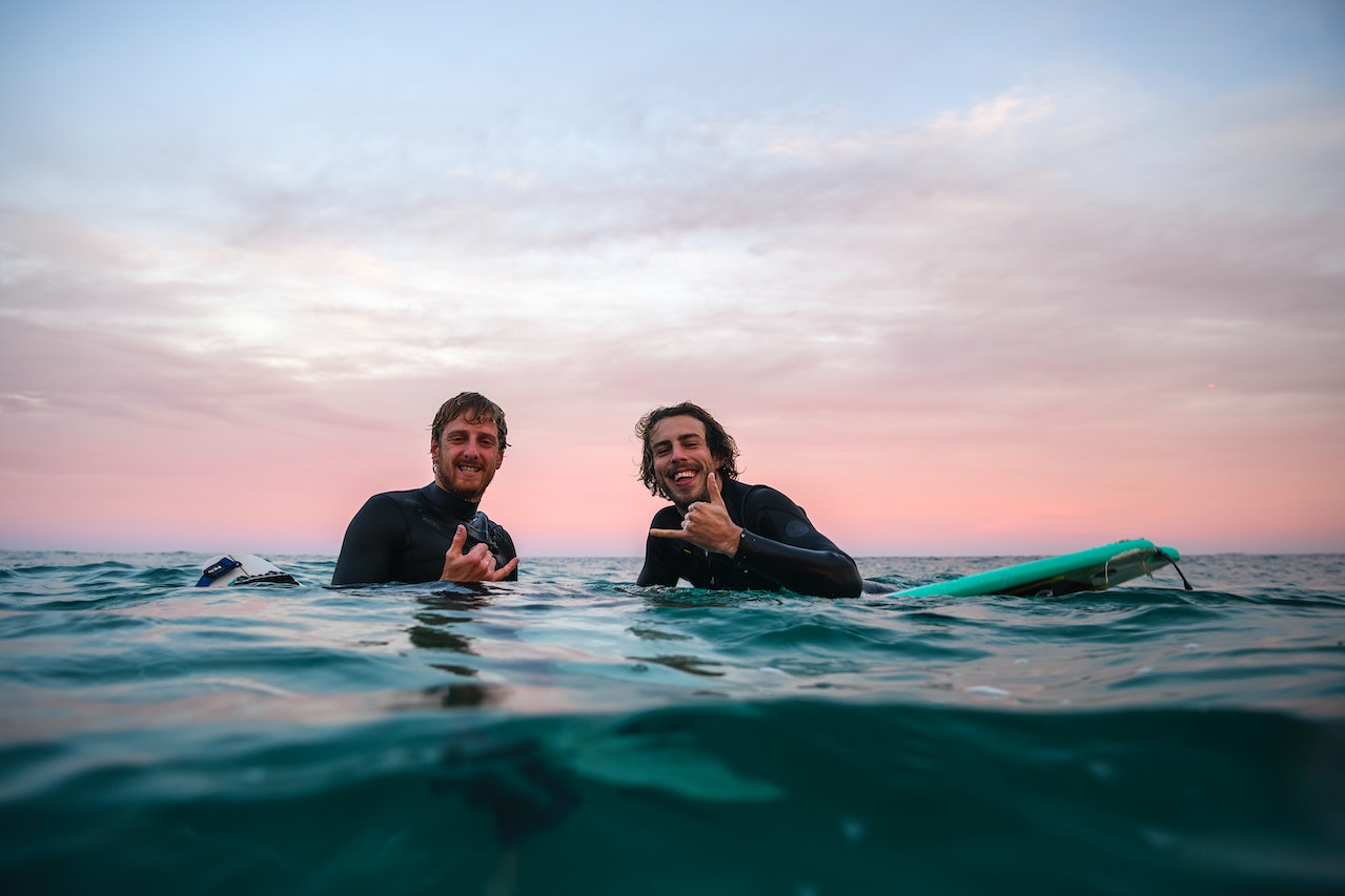 Saludo surfista, Shaka